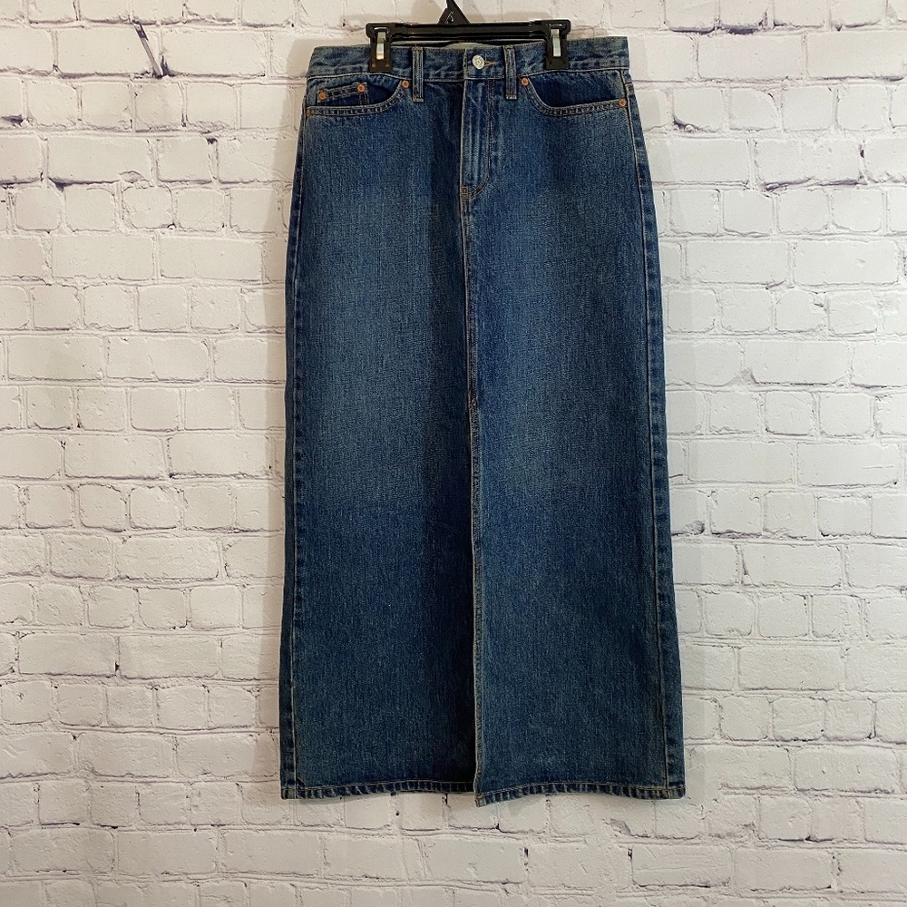 Long GAP jean skirt Size 8